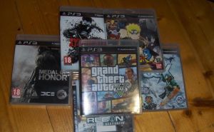 Predám PS3 320GB, 2x dualshock 3, dobijacia stanica, 6 hier